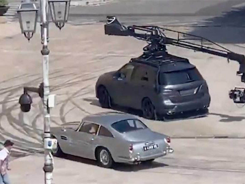 شاهد...تألق مرسيدس GLE في فيلم جيمس بوند الجديد